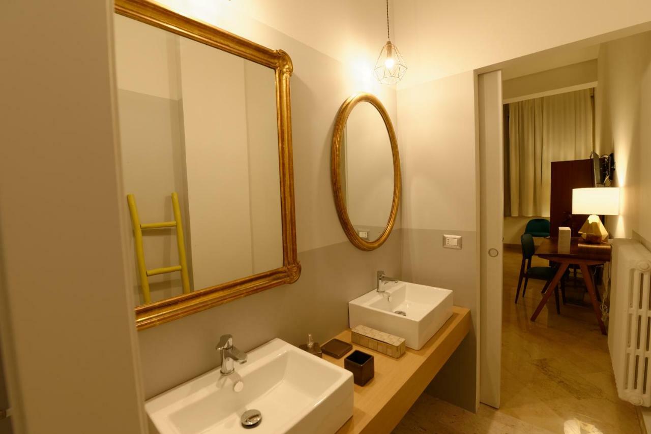 B&B Questa Casa Non E'Un Albergo 巴勒莫 外观 照片