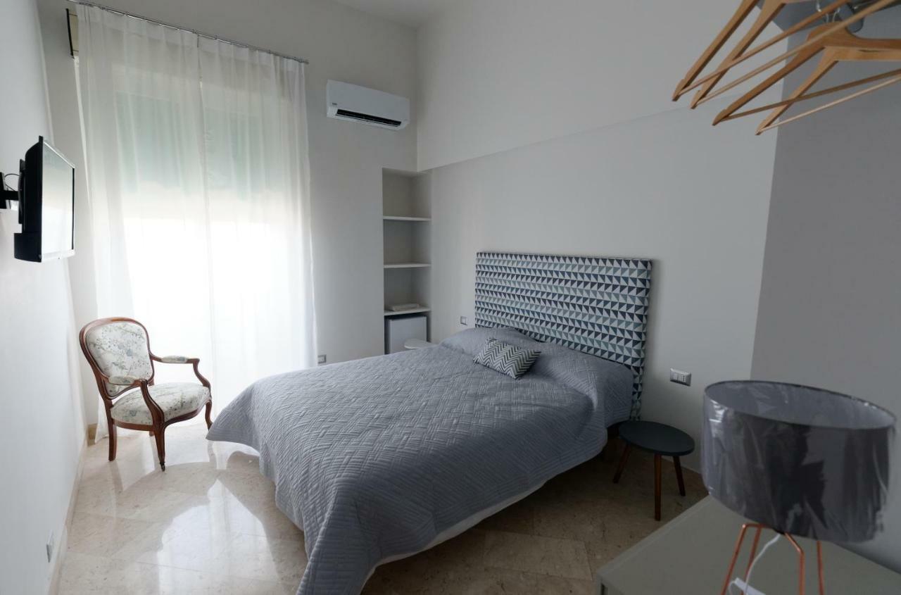 B&B Questa Casa Non E'Un Albergo 巴勒莫 外观 照片