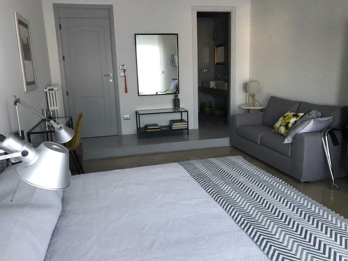 B&B Questa Casa Non E'Un Albergo 巴勒莫 外观 照片