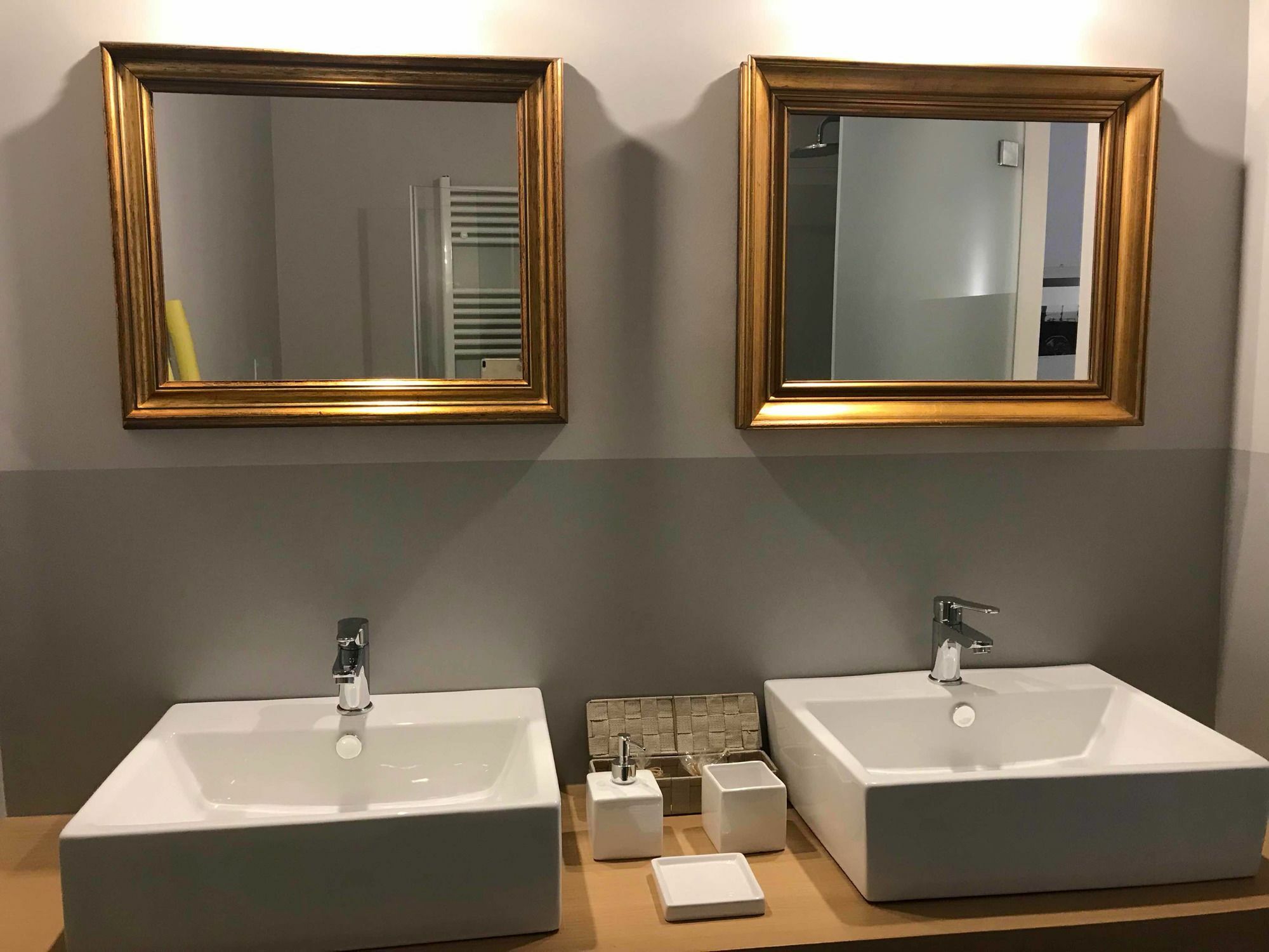 B&B Questa Casa Non E'Un Albergo 巴勒莫 外观 照片